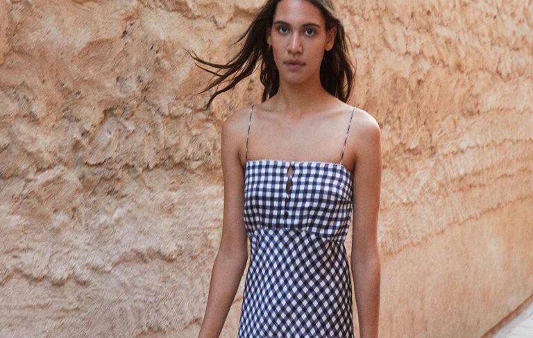 Karokleider sind der Modetrend im Sommer 2025